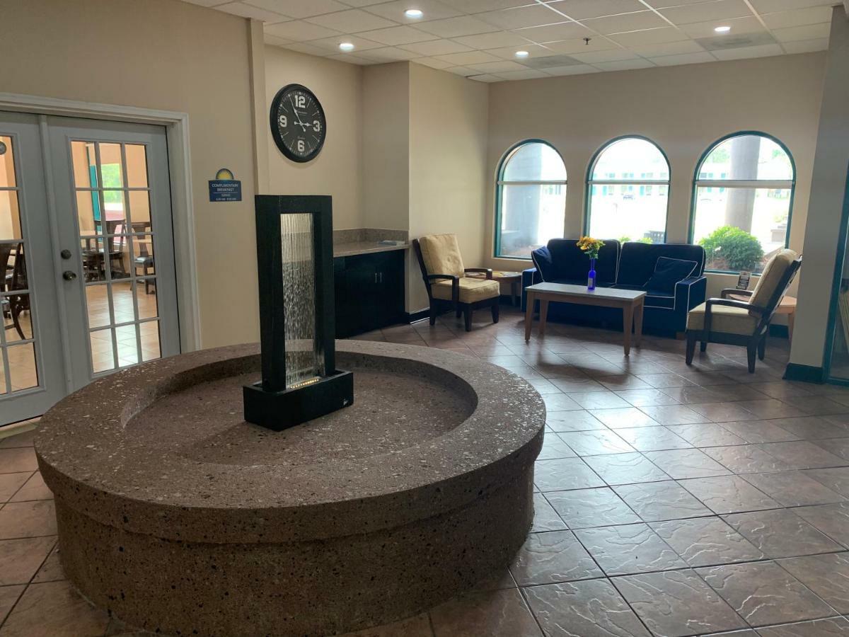 Motel 6 Savannah Ga Gateway & I95 מראה חיצוני תמונה